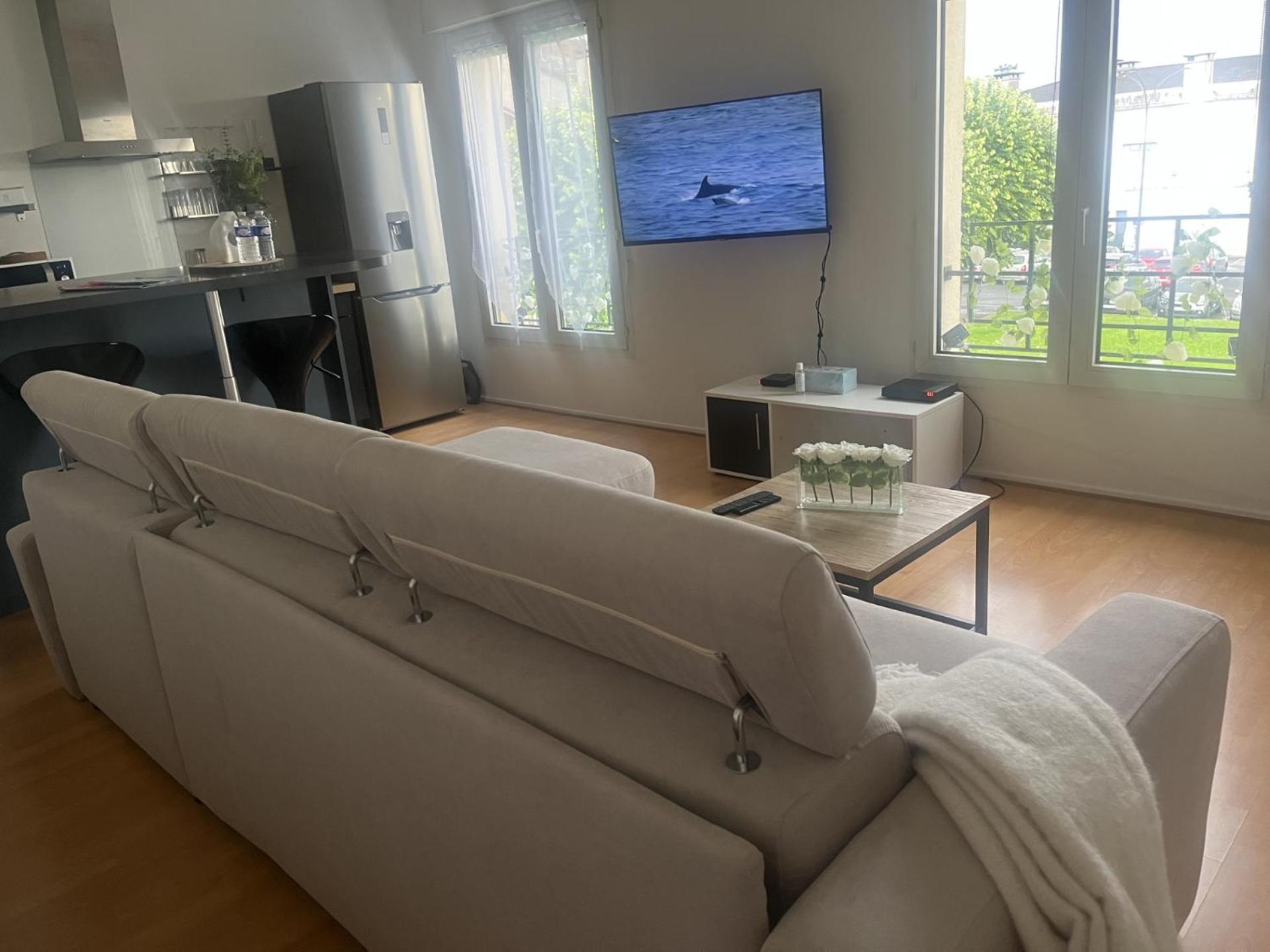 Wondersuite Appartement - Centre Ville Avec Parking Couvert -15Mn De Paris Et 10 Mn De Stade De France, Wifi, Netflix Deuil-la-Barre 외부 사진